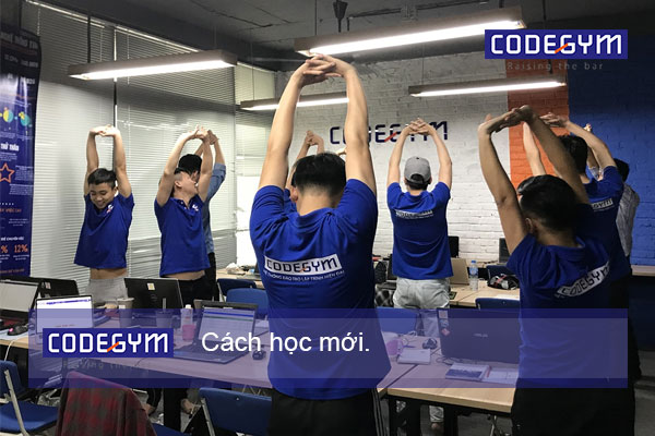 cach-hoc-moi-coding-bootcamp
