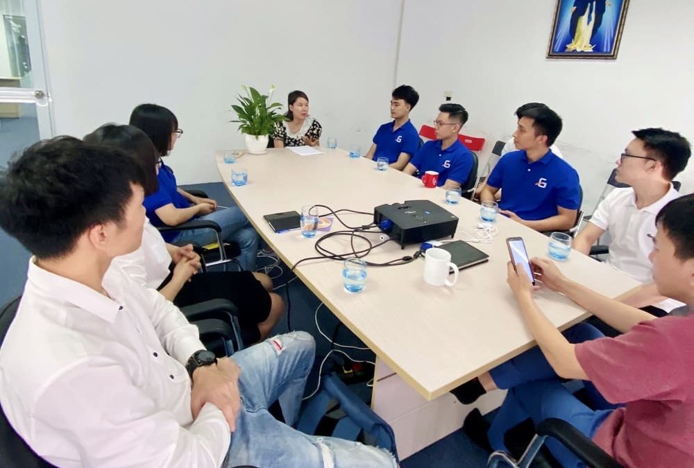 Học viên CodeGym tham quan môi trường doanh nghiệp, tiếp cận việc làm tại Softdream