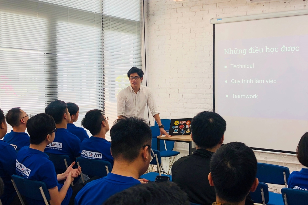 Techtalk “Tôi đã trở thành lập trình viên như thế nào?” – Diễn giả Đỗ Anh Nội, cựu học viên CodeGym