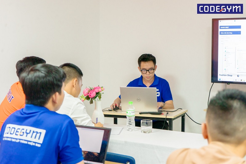 Ra mắt sản phẩm đầu tay của học viên lớp C1022G1 tại CodeGym Đà Nẵng