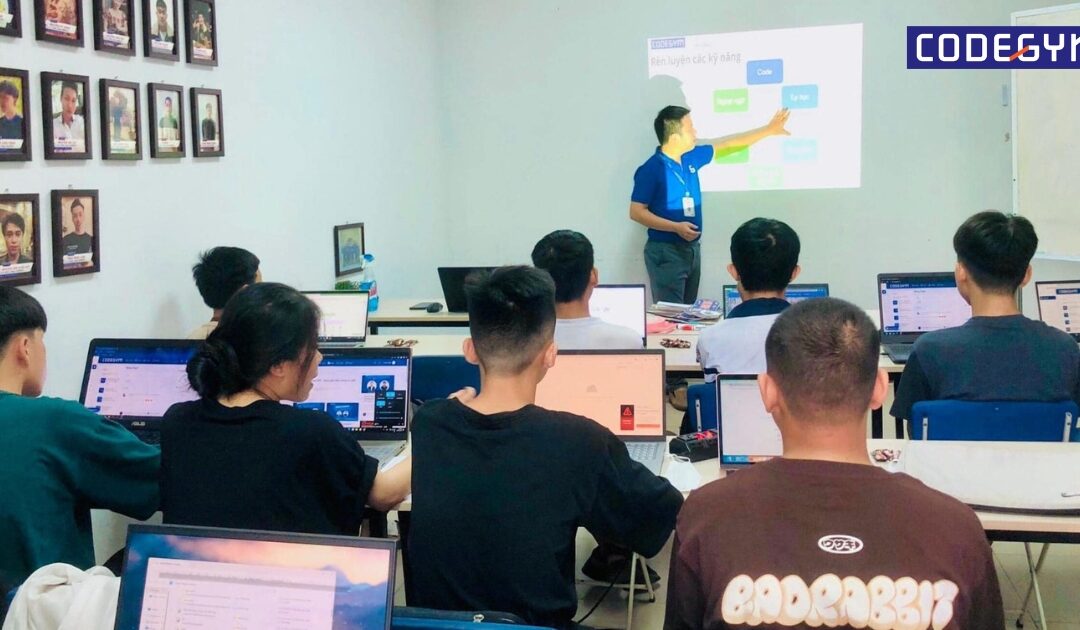 Khai giảng khóa học lập trình Python cho học sinh Quảng Trị