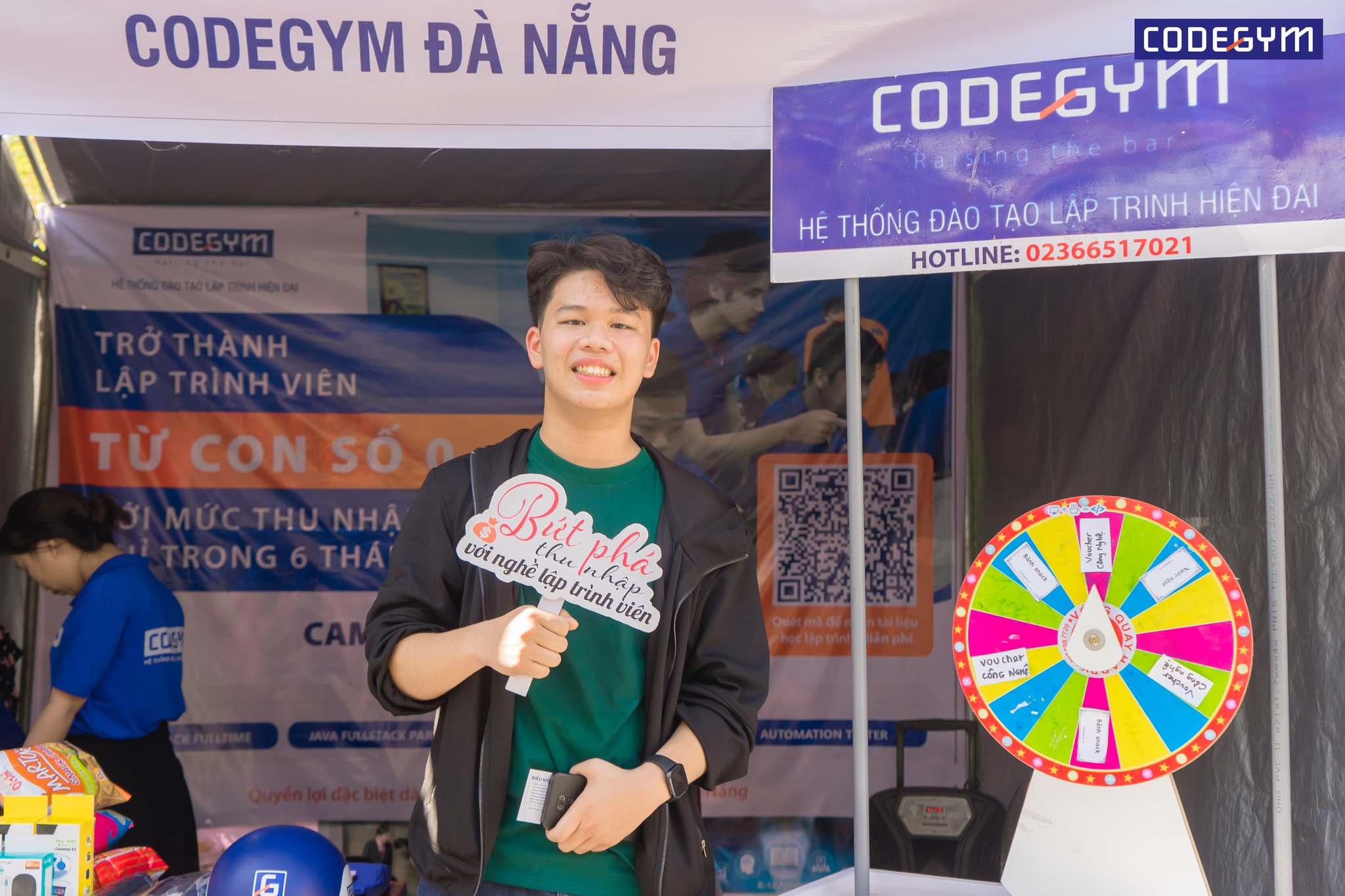 CodeGym Đà Nẵng chào đón Tân sinh viên Trường Đại học Kinh tế