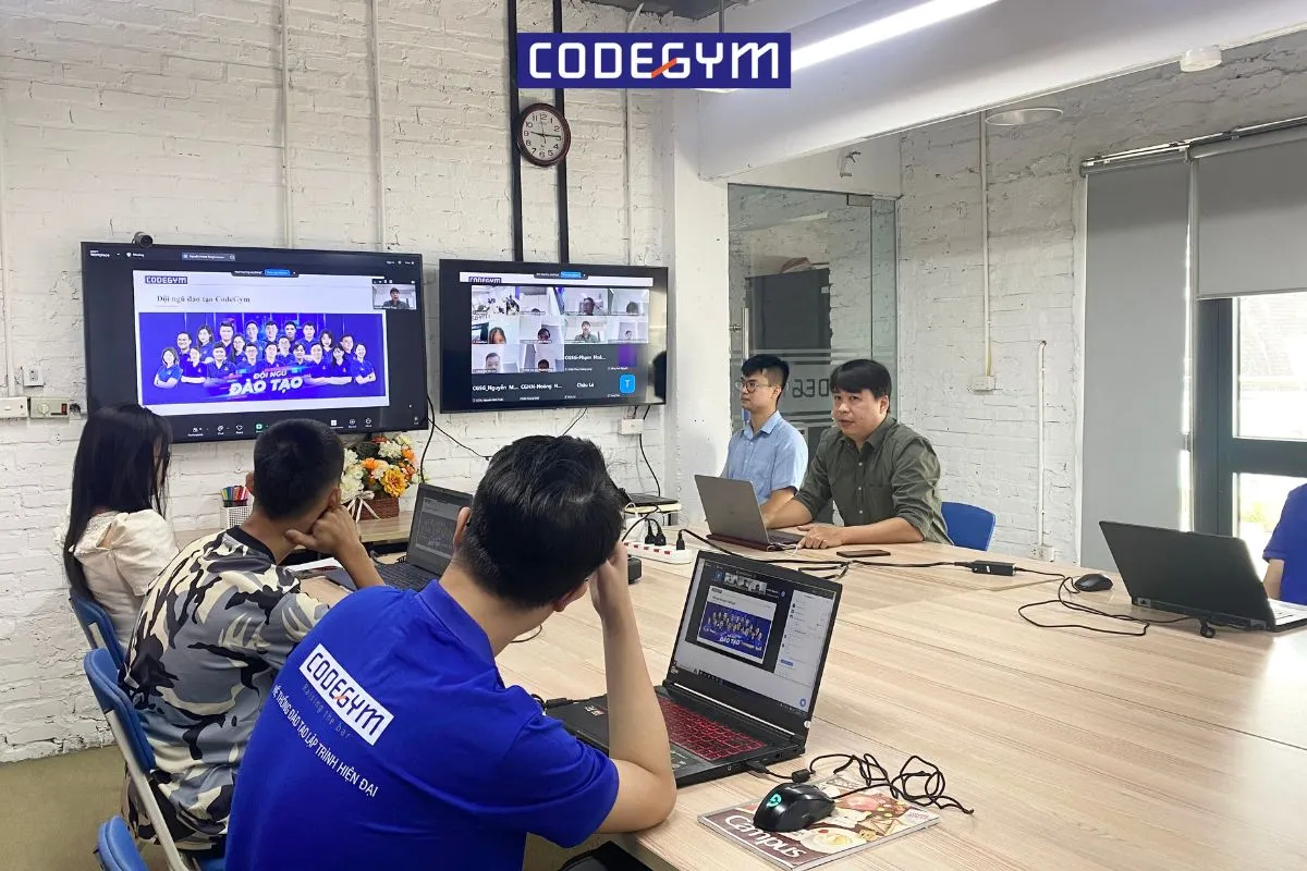 CodeGym khai giảng khoá Bootcamp Java Web, Java Web Backend và Web Frontend tháng 7