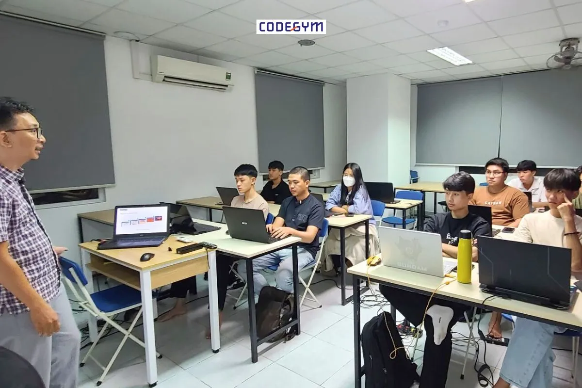 CodeGym khai giảng khoá Bootcamp Java Web Fullstack tháng 8 