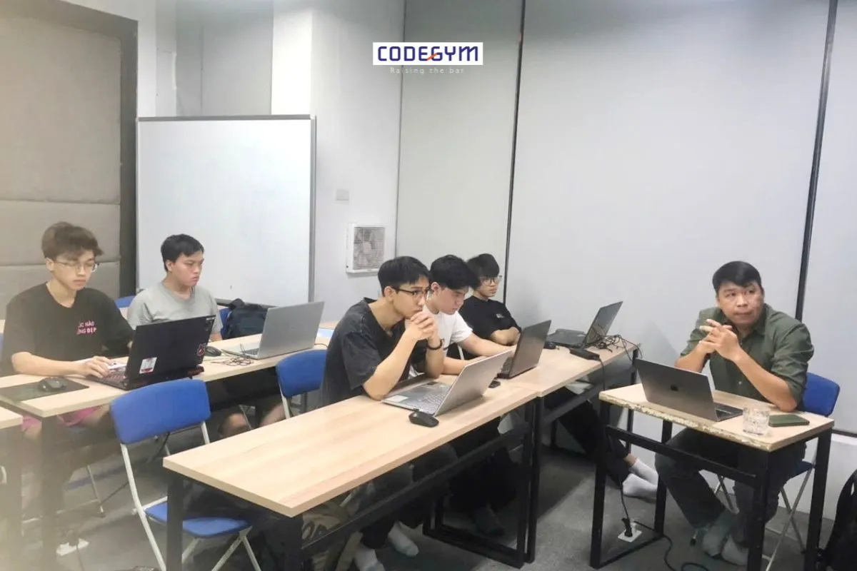 CodeGym khai giảng khoá Bootcamp Java Web Fullstack, Web Backend và Frontend tháng 10