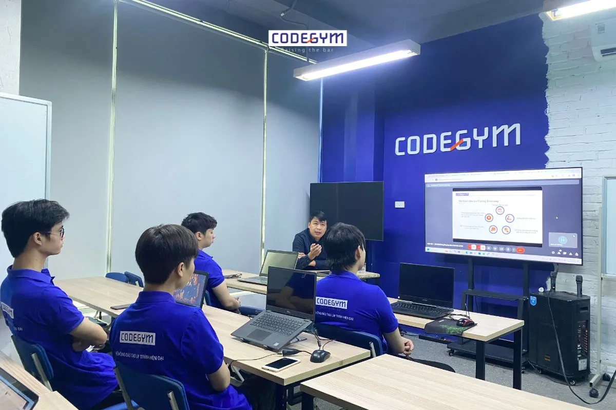 CodeGym khai giảng khoá Bootcamp Java Web Fullstack, Web Backend và Frontend tháng 10